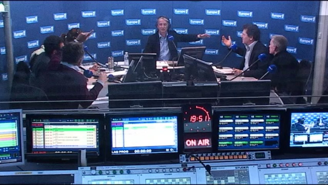 EXTRAIT – "Les 7,5 millions de personnes qui viennent sur le site du Nouvel Observateur sont des abrutis ?"