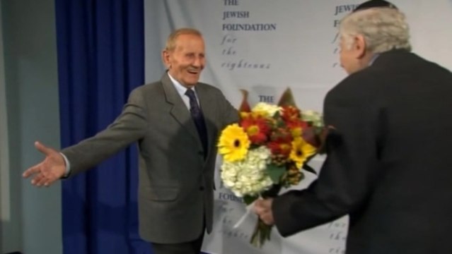 Holocaust survivor reunites with man whose family saved him during World War II