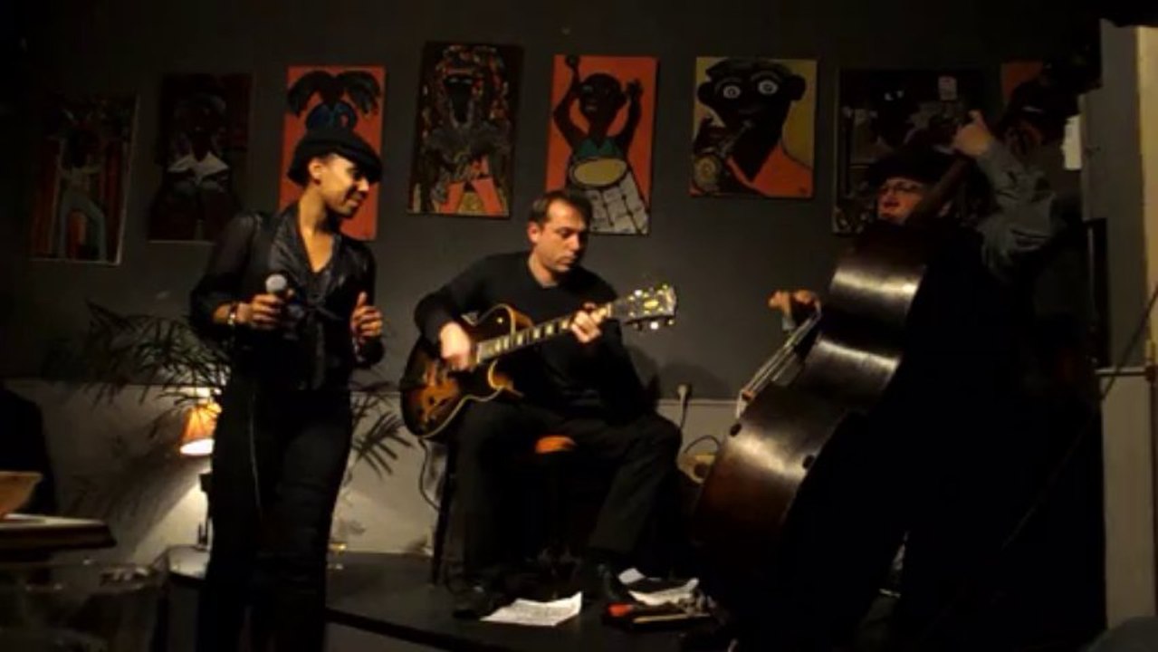 Lisa Urt aux P'tits Joueurs. Festival Bar Bars. Nantes. 2013