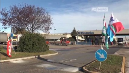 SCIENZE POLITICHE, OPERAI IN CATTEDRA