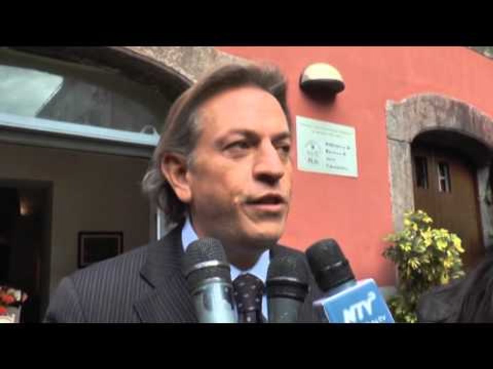 Napoli - Cobas: "Illegittime le cartelle Equitalia" -2- (27.11.13)