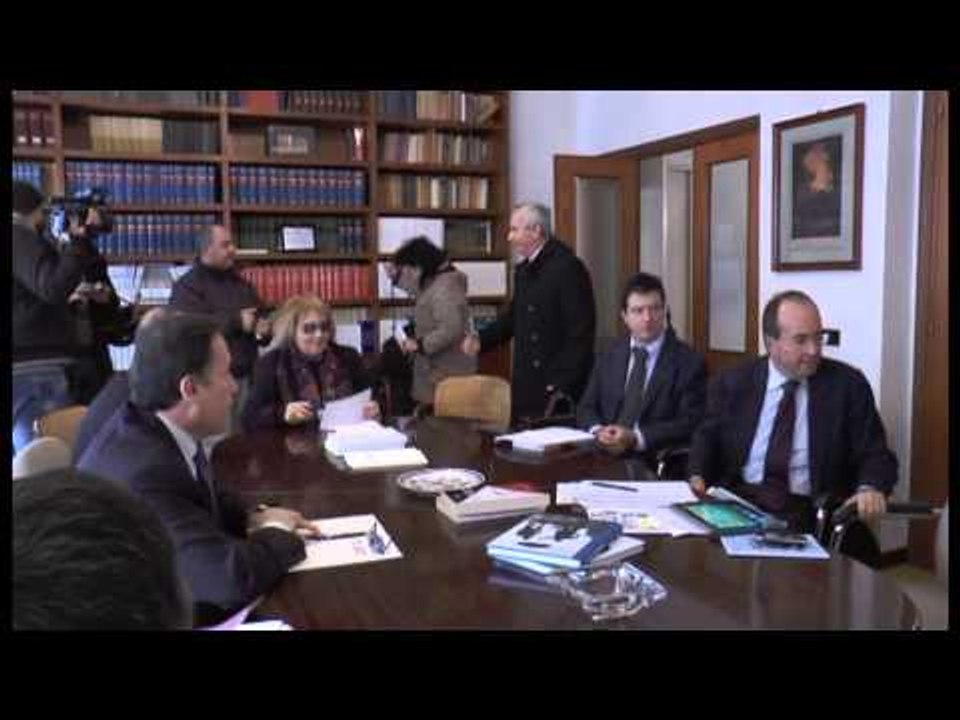 Napoli - Il cardinale Sepe incontra i professionisti napoletani (27.11.13)