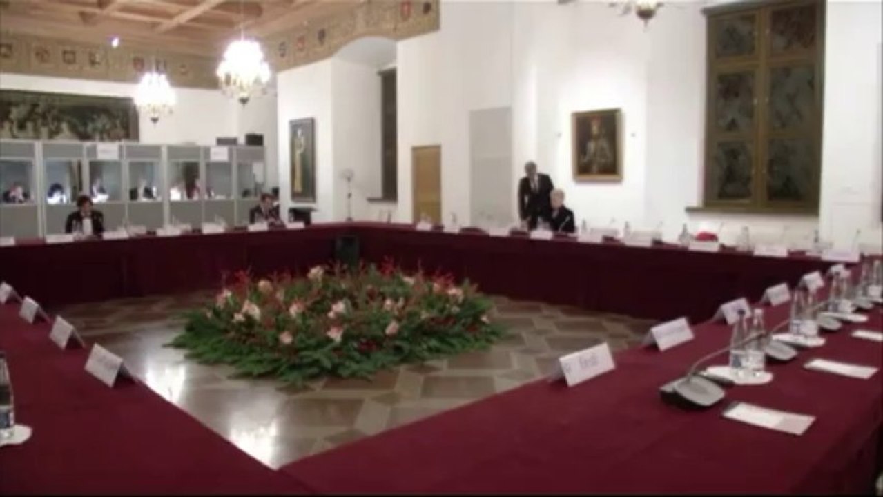 UE no logra acerca a Ucrania