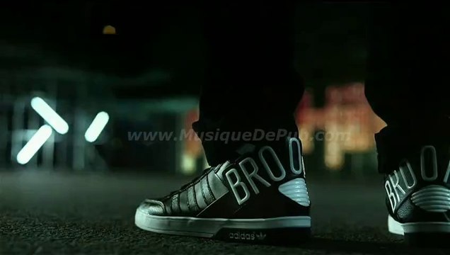 pub Foot Locker x Adidas Originals Brooklyn Nets 2013 [HQ]