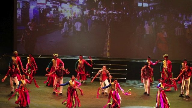 Spectacle d'ouverture du Palais des Congrès Charles Aznavour : Bollywood