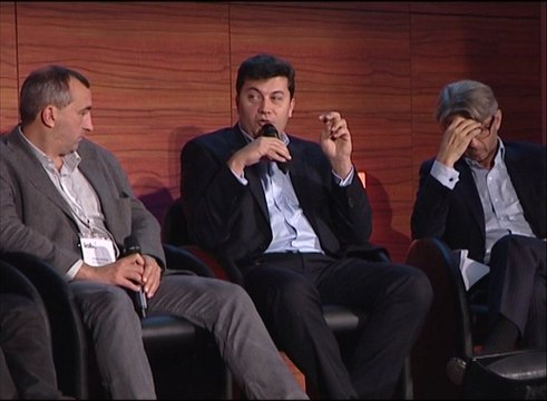 La Data & la distribution et entretien avec Laure de La Raudière, Députée