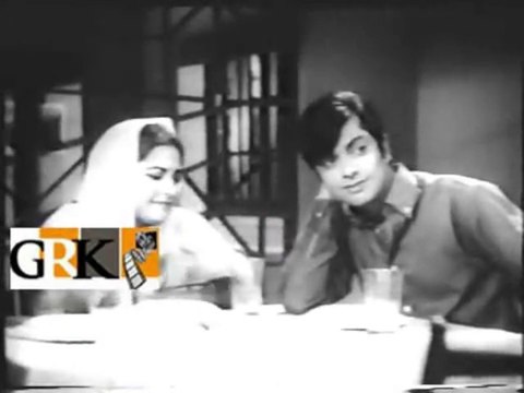 AAJ NAHEIN TU KAL ES GHAR MEIN - NASEEB APNA APNA