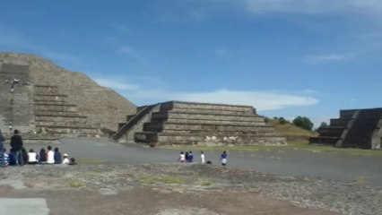 SITE DU TEOTIHUACAN  "LA CITE DES DIEUX"  (MEXIQUE) LE 14 NOVEMBRE 2013