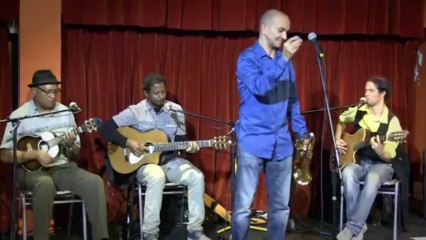 MARIO SILVA  le Blues du CAP VERT joue "la sodade"