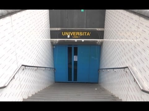 Napoli - Natale, chiude navetta Piazza Dante-Università (30.11.13)