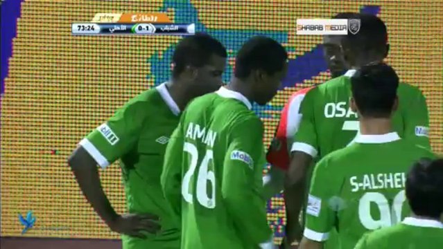 حالات تعرض للاعبي الشباب للخشونةبالاضافة الى ضربة جزاء غير محتسبة في لقاء الاهلي