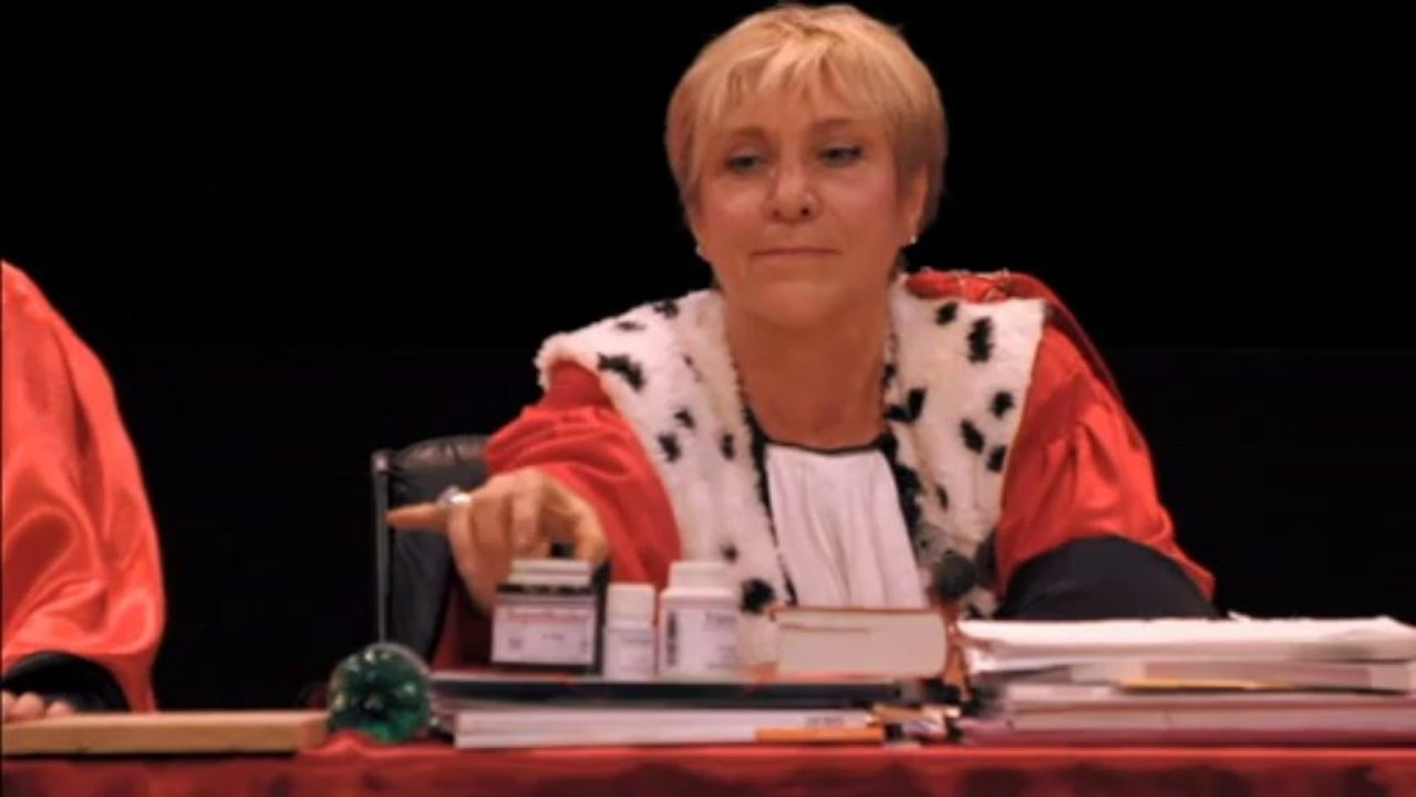 Madame Olivier - LA bande annonce (VO non sous titrée)