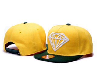 Diamond Supply Gorras