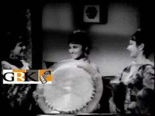 HUSN WALON SE JO ULJHE GA WO PACHTAYE GA - NASEEB APNA APNA