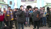 Ukraine: violente évacuation des opposants à Kiev