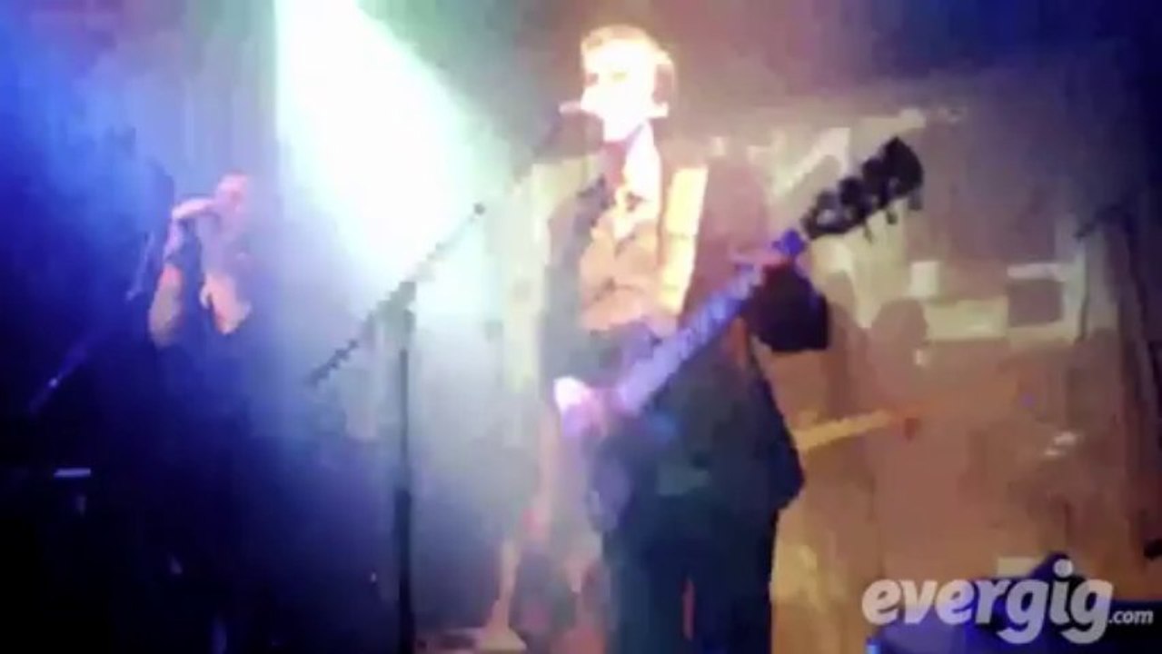 VS "One" - La Flèche d'Or - Concert Evergig Live - Son HD