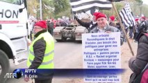 Carhaix: mobilisation massive des Bonnets rouges