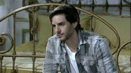 Leila acredita que Thales seguirá o seu plano e o parabeniza por se aproximar de Natasha