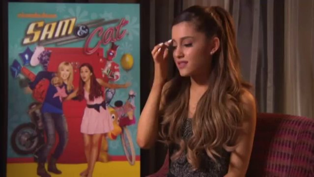 Ariana Grande Sam and Cat Interview in London