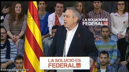 Navarro: "Socialistas españoles van a apoyar la solución federal"