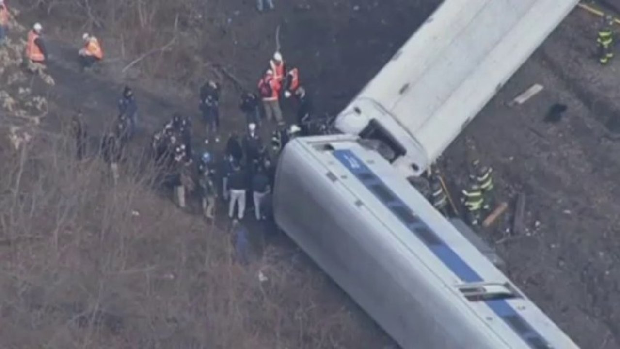 Passenger train derails in New York