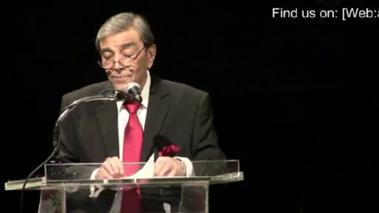 Zia Mui Uddin describing women