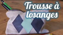 Trousse avec des losanges en cuir