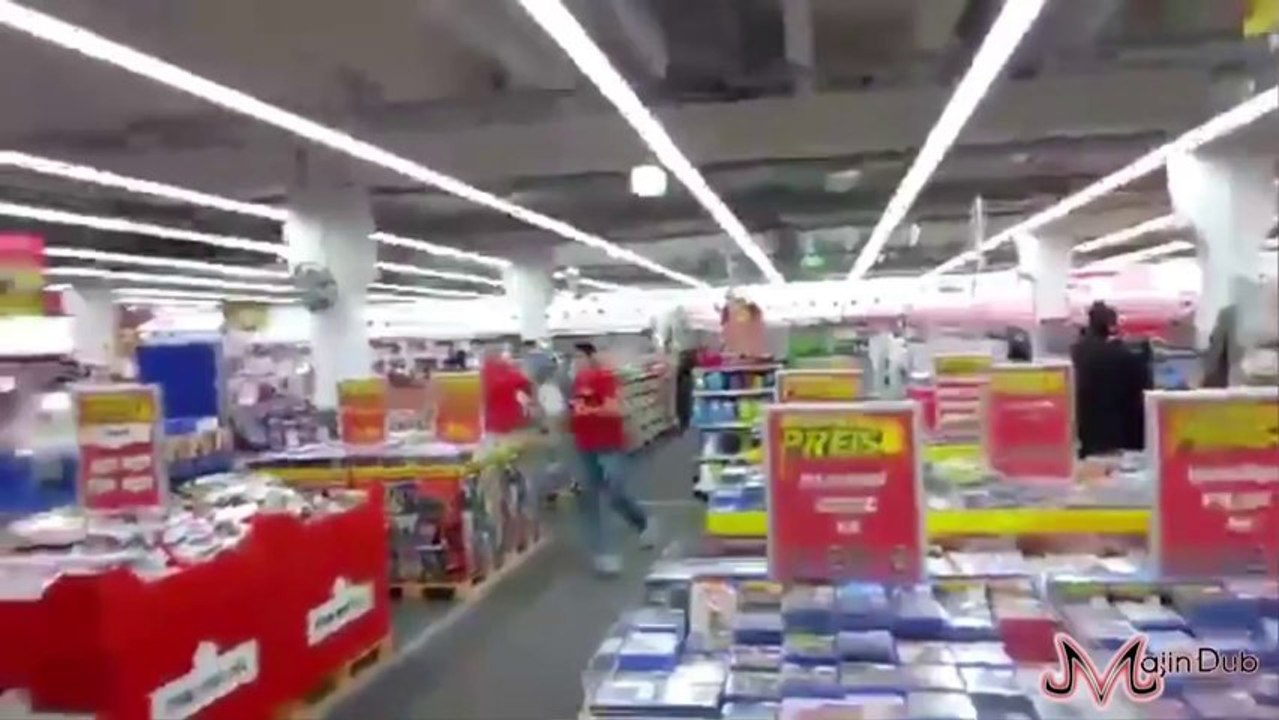 bousculade pour la PS4 au MediaMarkt (Allemagne)