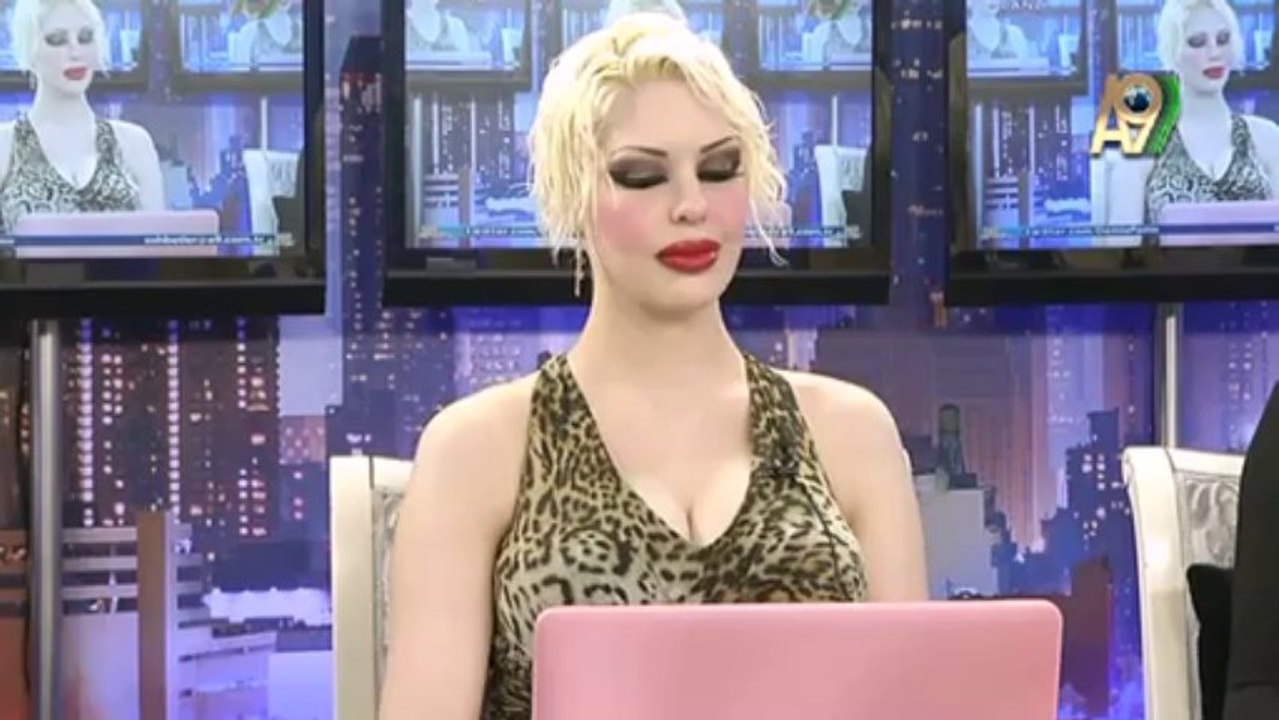 Damla Pamir, Ceylan Özbudak, Beyza Bayraktar, Didem Ürer, Gülşah Güçyetmez ve Aylin Kocaman'ın A9 TV'deki canlı sohbeti (24 Ekim 2013; 10:30)