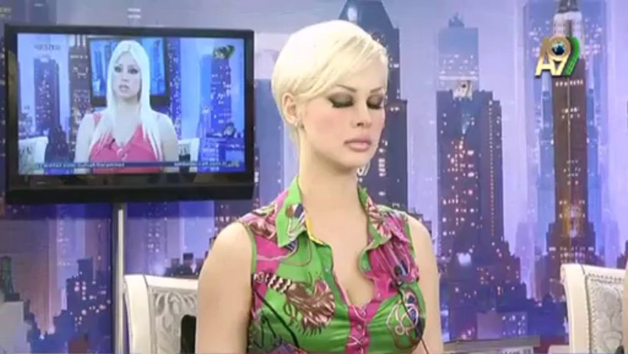 Damla Pamir, Beyza Bayraktar, Gülşah Güçyetmez, Didem Ürer, Aylin Kocaman ve Ceylan Özbudak'ın A9 TV'deki canlı sohbeti (20 Ekim 2013; 10:30)