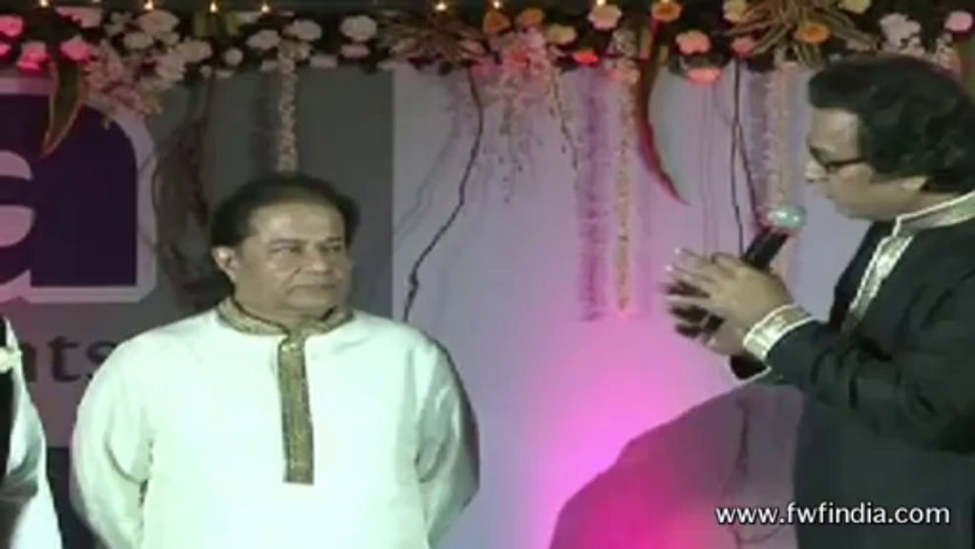 ⁣RED CARPET OF MUSIC MANIA