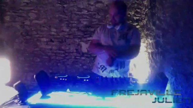 Battle Frejaville Julien VS House MD (2H de son Electro/Hands'Up) [1ere Partie]