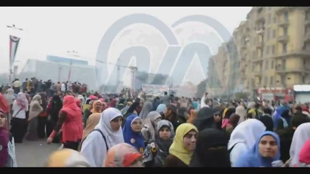 فرار متظاهري الإخوان إلى ميدان طلعت حرب عقب وصول قوات الأمن لميدان التحرير