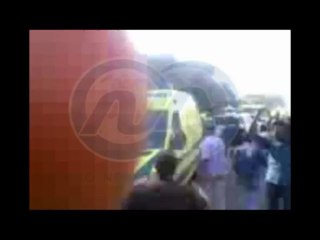 لحظة دهس سيارة الإسعاف لطلاب #جامعة_أسوان