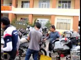 Clip cảnh đoàn caravan Thái Lan bị giữ xe tại trạm CSGT Rạch Chiếc
