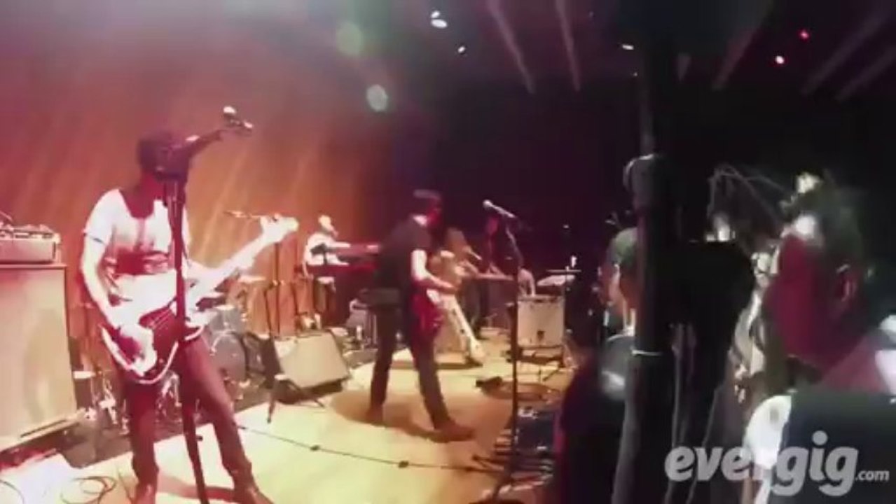 Lilly Wood - The Prick "My best" - La Tour Eiffel - Concert Evergig Live - Son HD