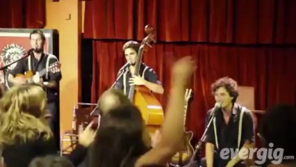 Bazar et Bémols "Son petit coeur en miettes" - L'entrepôt - Concert Evergig Live - Son HD