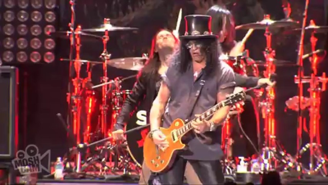 1.Slash ft. Myles Kennedy The Conspirators - Halo (Live in Sydney)