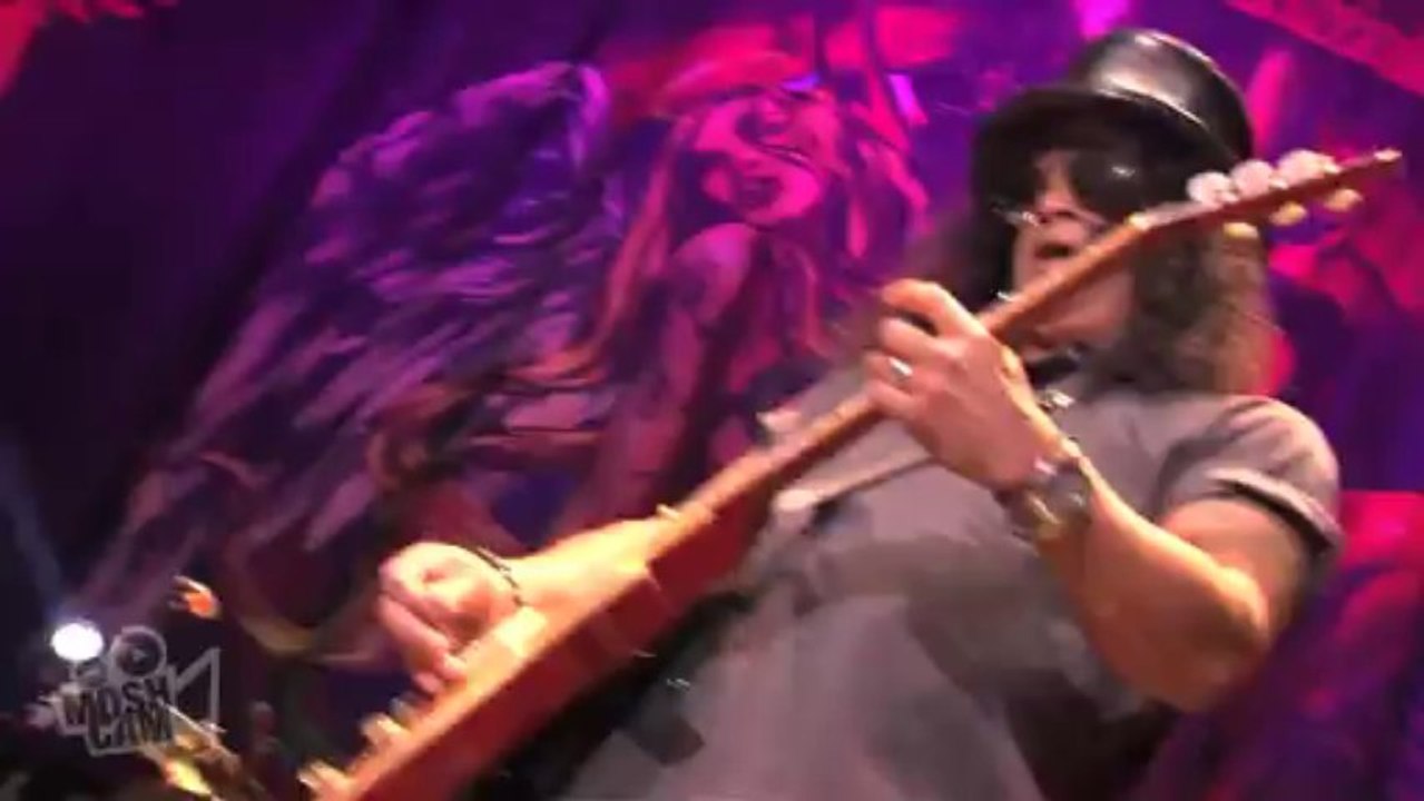 Slash ft. Myles Kennedy The Conspirators - Nightrain (Live In Sydney)