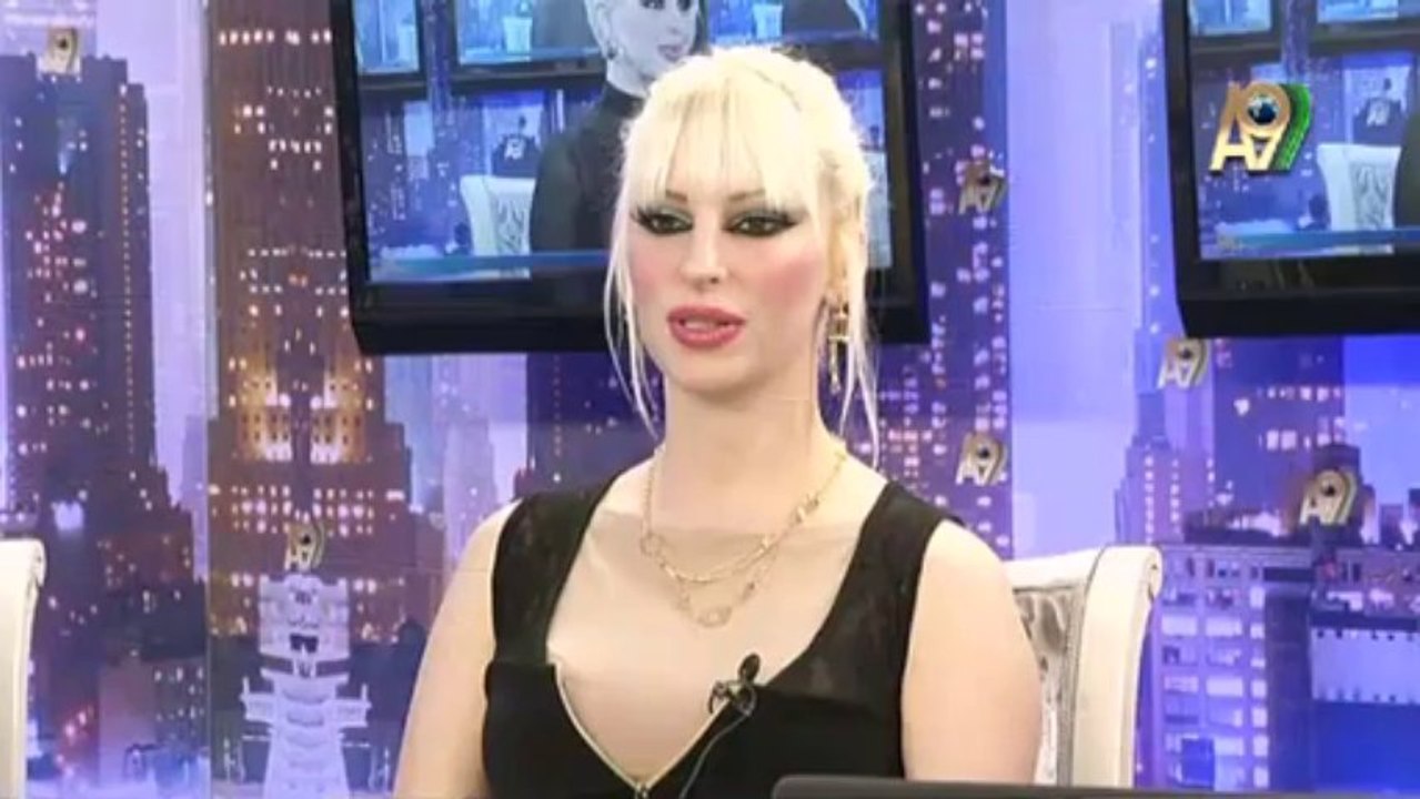 Didem Ürer, Aylin Kocaman, Ceylan Özbudak, Gülşah Güçyetmez, Didem Rahvancı ve Damla Pamir'in A9 TV'deki canlı sohbeti (8 Ekim 2013; 22:30)