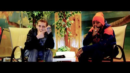 Chucky Workclothes - Livin Up feat. MillaBoi & Young Bleed - [Official Music Video]