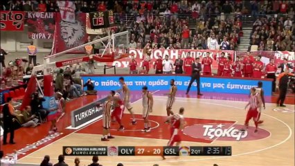 Olaylı maç Olympiakos’un