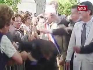 Nicolas Sarkozy bousculé par un jeune homme de 32 ans : la vidéo