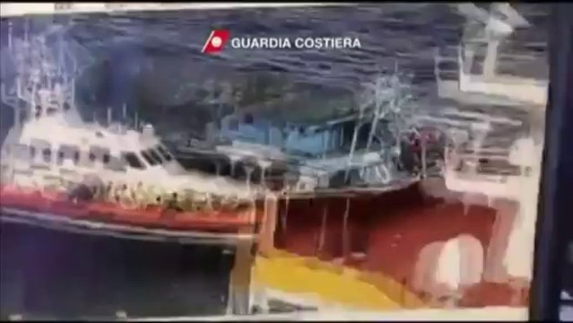 Italie : environ 120 réfugiés secourus en dépit du mauvais temps