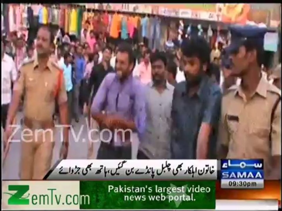 Indian Police inspired by Bollywood .. Doing justice in front of Public