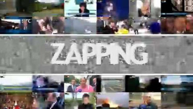Titre : Zapping de l’actu - 02/12 - déjà des ruées pour Noël dans les magasins, Ayrault veut clarifier le travail du dimanche…