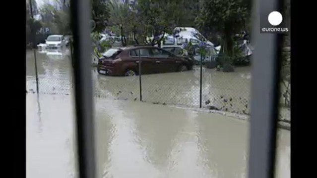 US: data recorders retrieved from crashed New York train