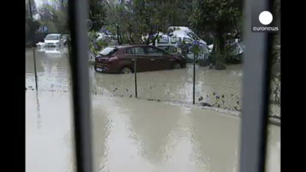 New York, l'incidente ferroviario: al vaglio l'eccessiva velocità