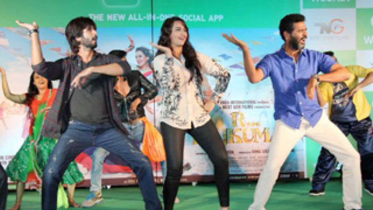 R...Rajkumar Promotion at Infinity Mall | Shahid Kapoor, Sonakshi Sinha, Prabhu Deva
