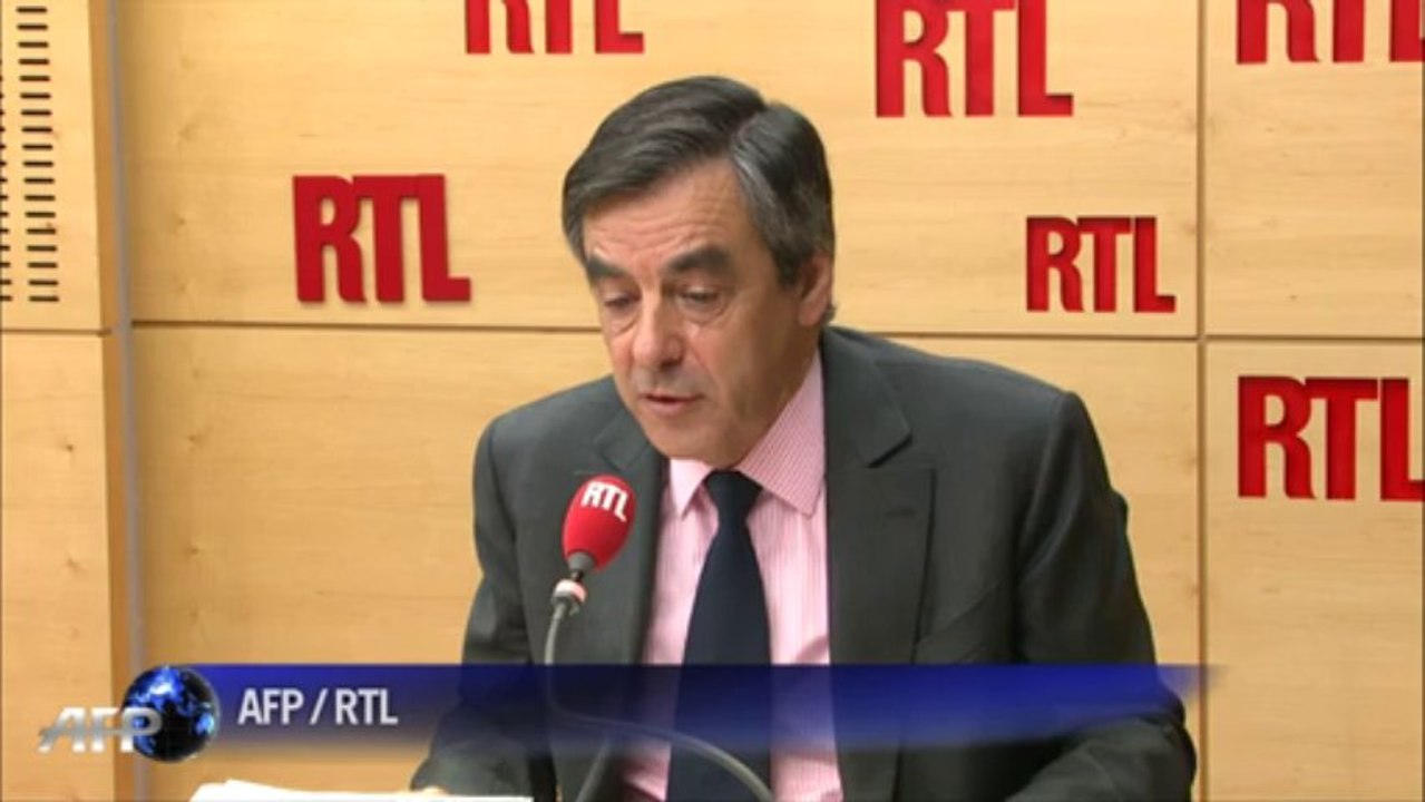 La réforme fiscale, une "improvisation totale", dit Fillon